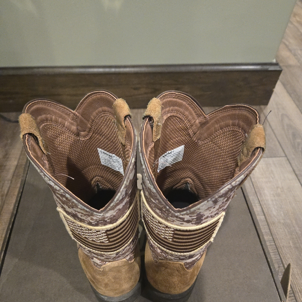 Ariat Camo and Brown Western Boots - Picture 9 of 11